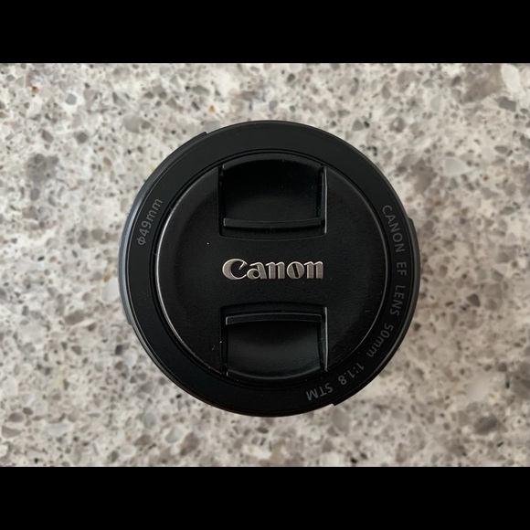 LIKE NEW - DSLR Canon EOS Rebel T5 camera bundle - Picture 4 of 6